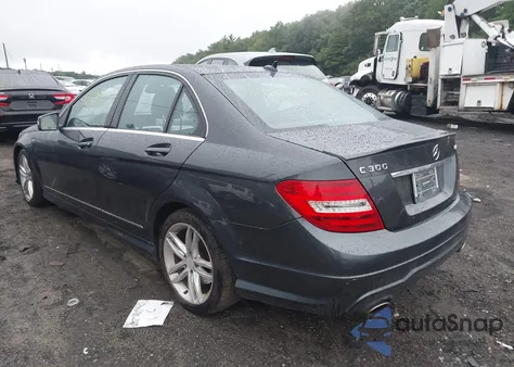 2014 Mercedes-Benz C 300 Luxury 4Matic/Sport 4Matic from USA, damaged, VIN WDDGF8AB6ER304647